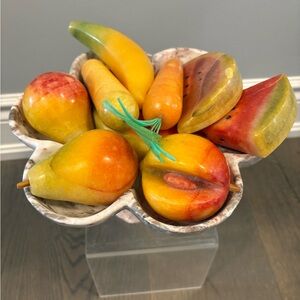 Gorgeous fruit bowl (breakables) purchased in California new